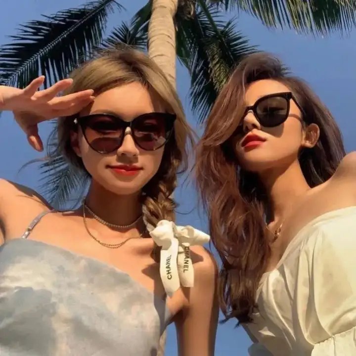 伯纳德特的真实本质